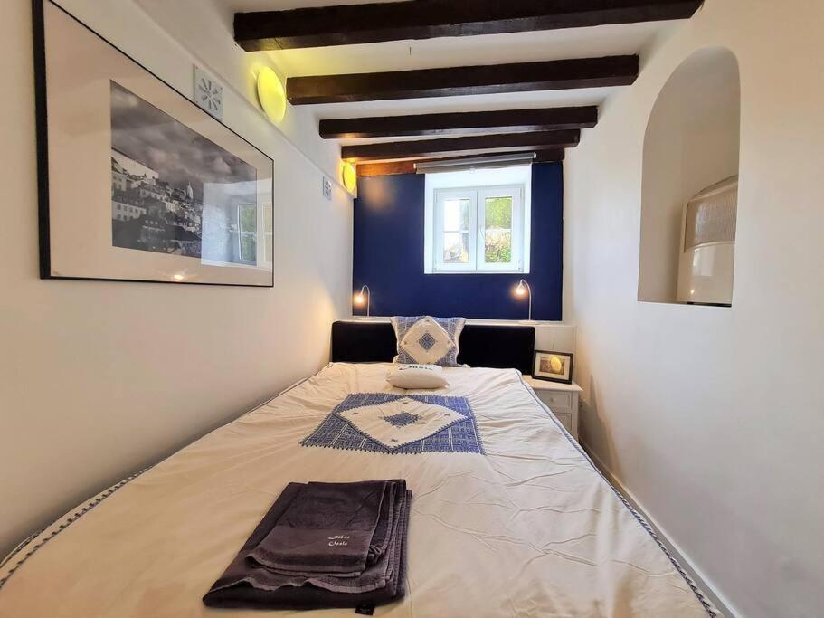 Mouraria 3 - Historic Duplex * Lisbon